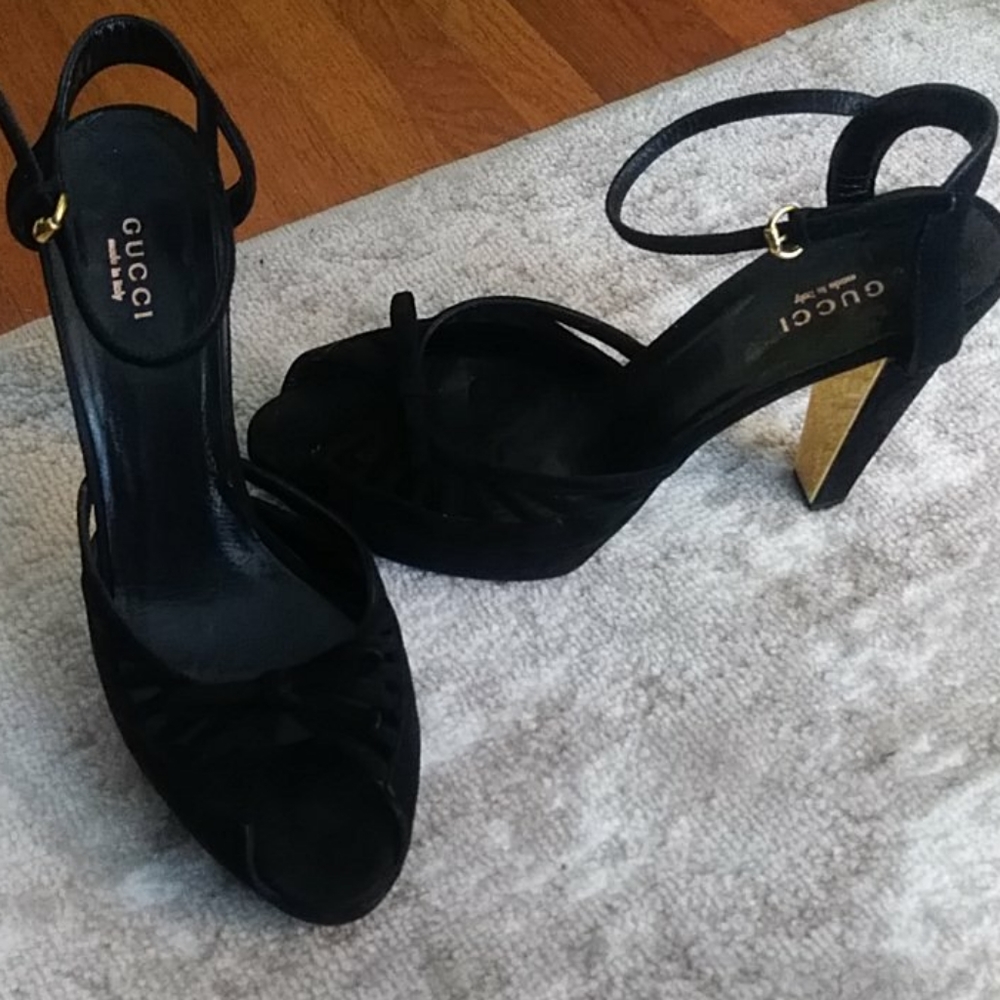 Gucci Black Gold Suede Strappy Platform Peeptoe 8